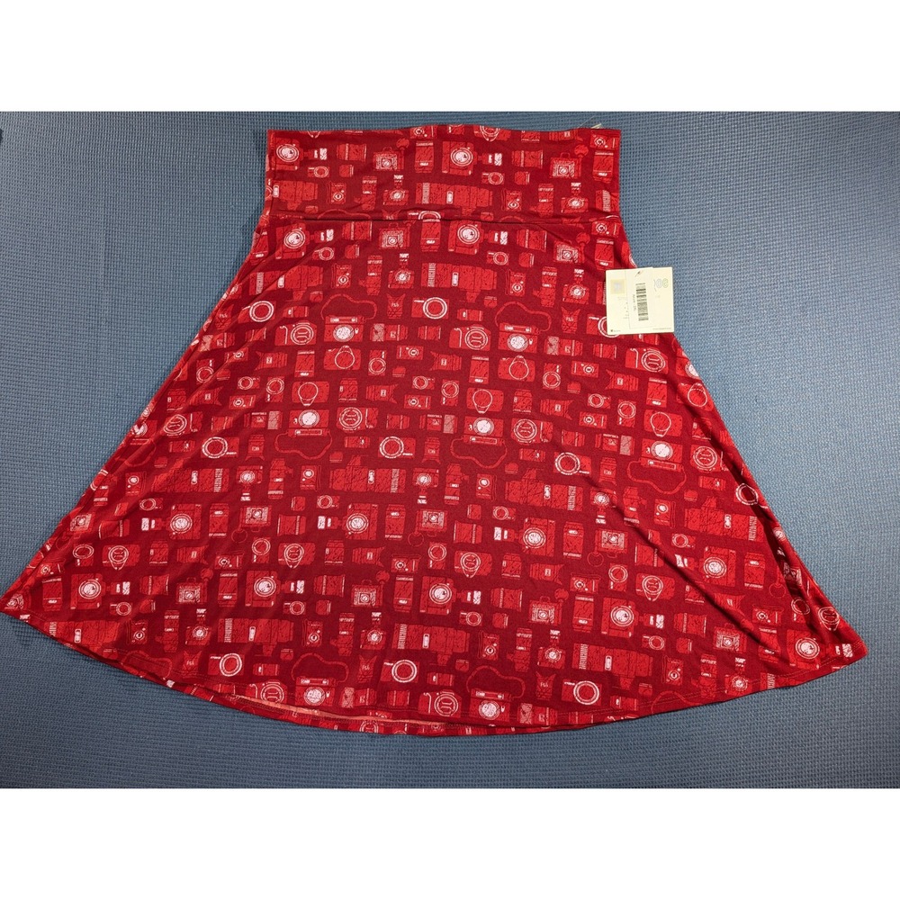 LuLaRoe Azure Skirt 2XL Red White Camera Pattern Photography A-Line Knit NEW